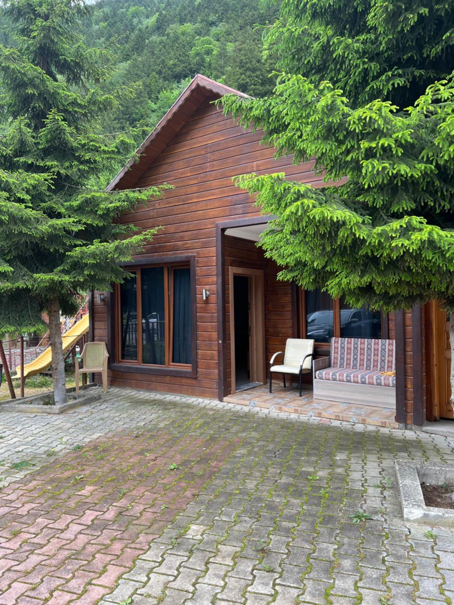Zeren Apart Bungalov Узунгьол Екстериор снимка